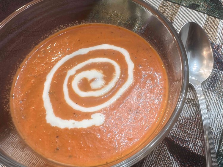 4-Ingredient Creamy Tomato Soup for Two