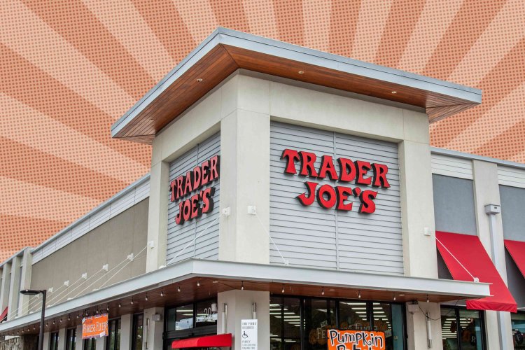 The 10 Things You Should Buy From Trader Joe’s for Thanksgiving, According to Reddit